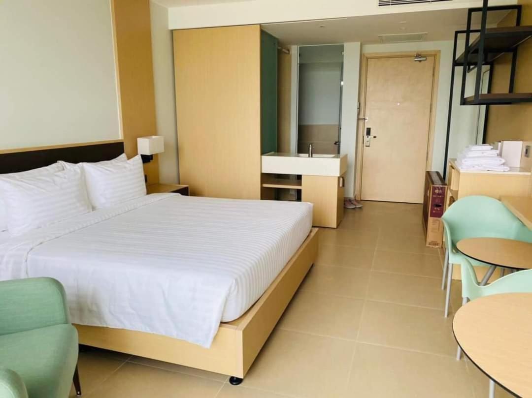 Arena Cam Ranh Beach Resort Mieu Ong Exterior photo