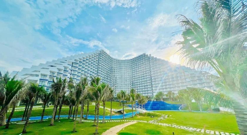Arena Cam Ranh Beach Resort Mieu Ong Exterior photo