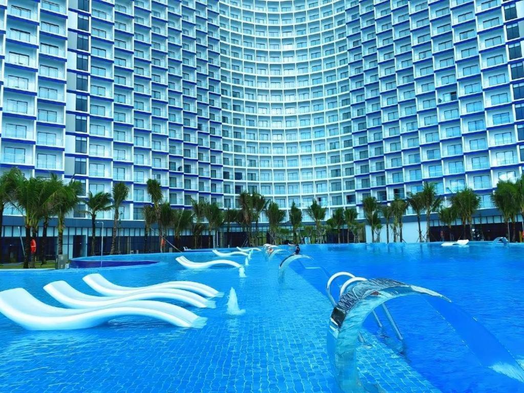 Arena Cam Ranh Beach Resort Mieu Ong Exterior photo